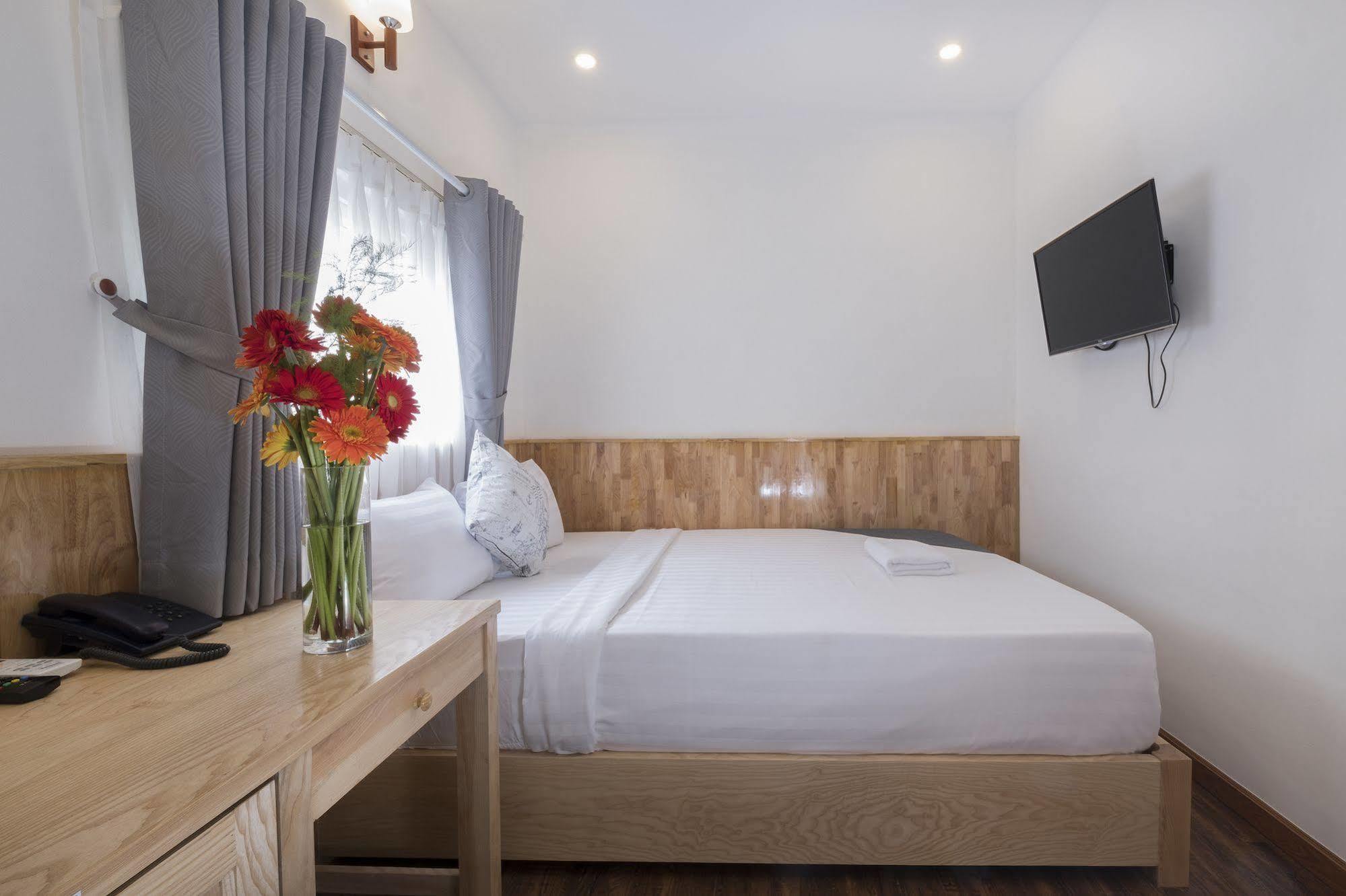 Khách sạn Beauty House 2*